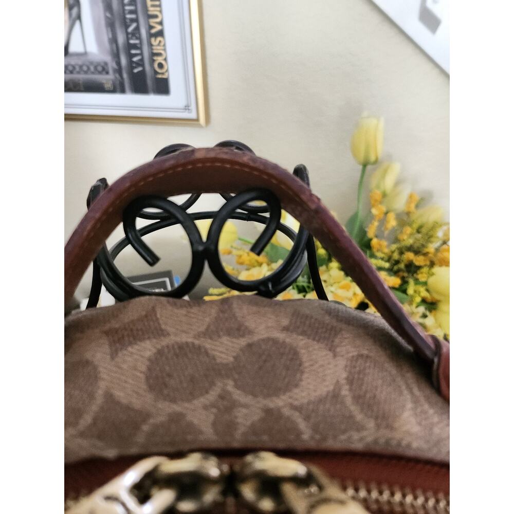 Coach Signature backpack - Picture 7 of 10